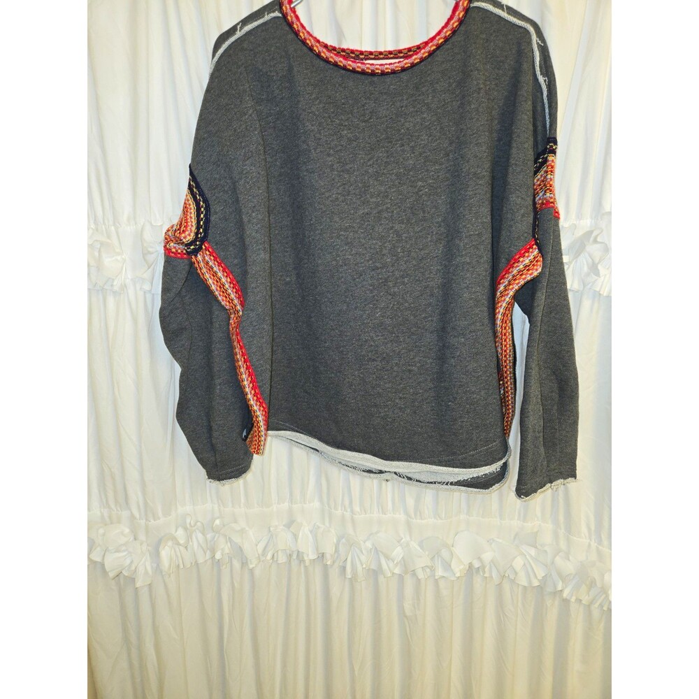 Natural Life Gray Sweatshirt Crew Long Sleeve S/M Oversize Red Yellow Detail